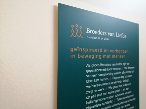 Broeders van Liefde info plate